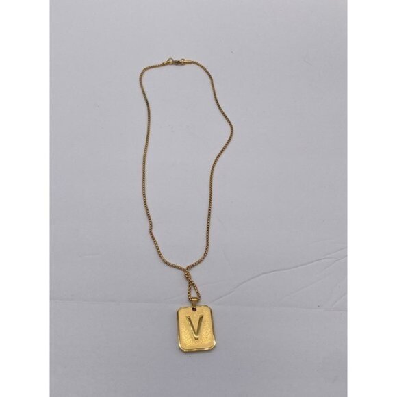 Alphabet V Necklace‎ Gold Tone - Picture 2 of 14